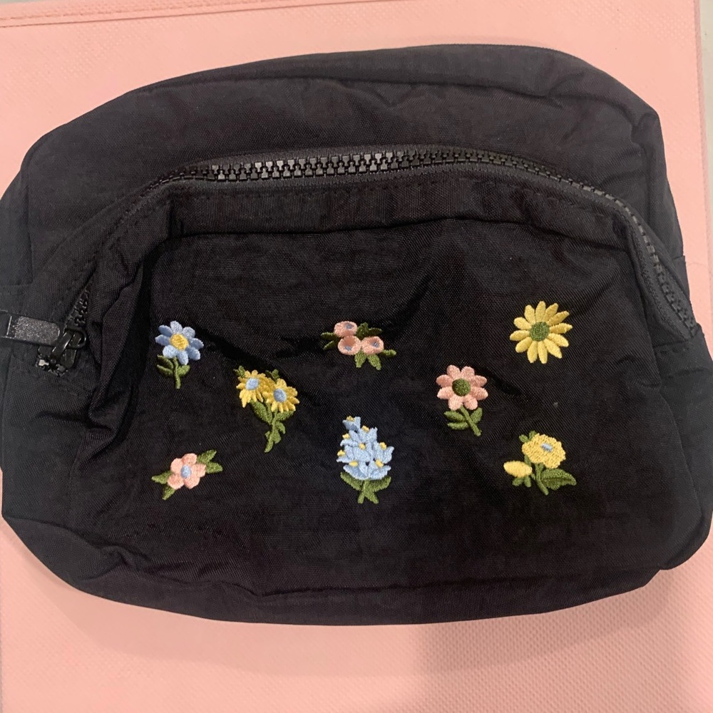 BAGGU FANNY PACK